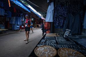 BIB: 
                            <button type="button" onclick="openModal(22795457)" class="btn btn-primary btn-sm float-right btn-popup" data-toggle="modal" data-target=".modal-high-quality">
                        <i class="fas fa-shopping-cart"></i> Add to Cart
                    </button>
                                            <button type="button" onclick="isThisMe(22795457, true)" class="btn btn-success btn-sm float-right btn-popup btn-isme hidden" data-toggle="tooltip" data-placement="bottom" title="นี่คือรูปของคุณใช่ไหม คลิกที่นี่เพื่อเอาเข้าอัลบั้ม">
                        <i class="fas fa-plus"></i> Add to album
                    </button>
                    <button type="button" onclick="isThisMe(22795457, false)" class="btn btn-warning btn-sm float-right btn-popup btn-isnotme hidden">
                        <i class="fas fa-ban"></i> Remove from album
                    </button>